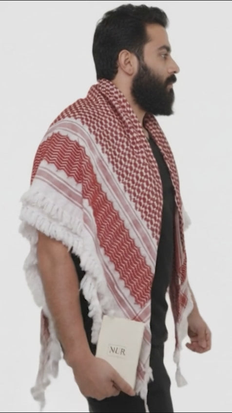 A fashion-style video featuring people walking while showcasing NUR jewelry.